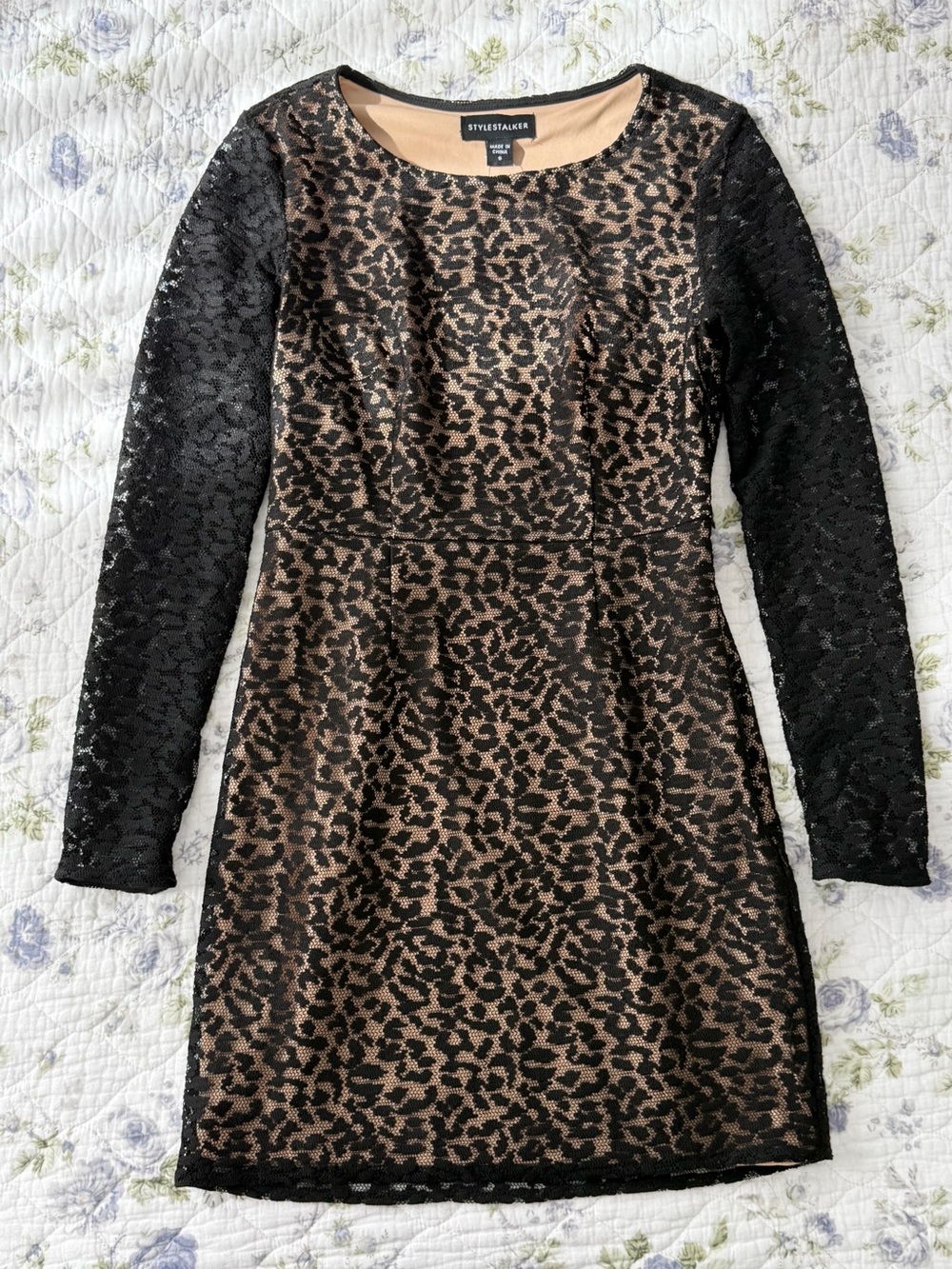 Stylestalker Black and Tan Leopard Lace Long Sleeve Dress